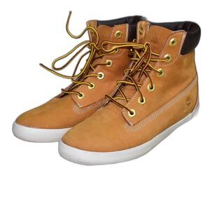 Timberland Boots Womens Size 6.5 Nubuck Leather Chukka Lace Up Shoe